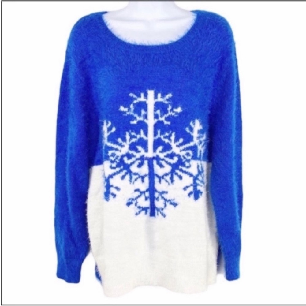 BLACK RIVET fuzzy snowflake sweater NEW